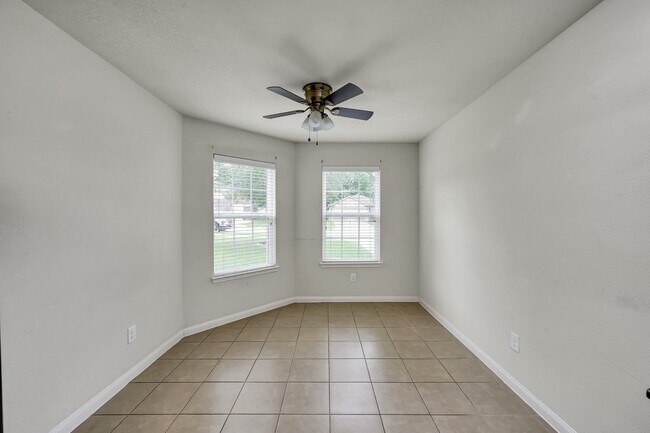 Building Photo - 7527 Fettle Ln
