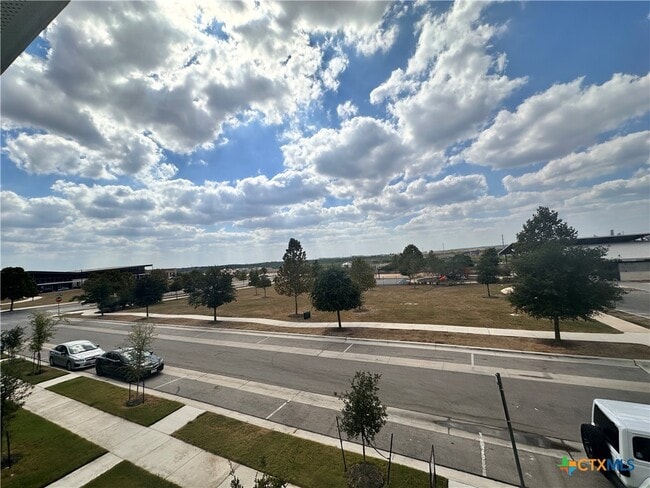 Building Photo - 124 Rollingwood Dr