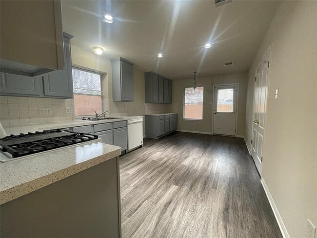 Building Photo - 3712 Bratton Heights Dr