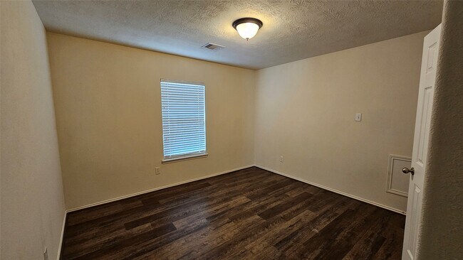 Building Photo - 1806 Vernal Glen Cir