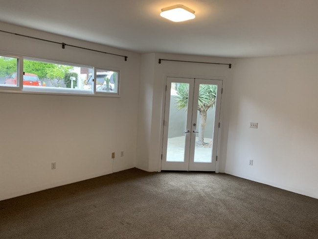 Primary Bedroom - 2616 Walnut Ave