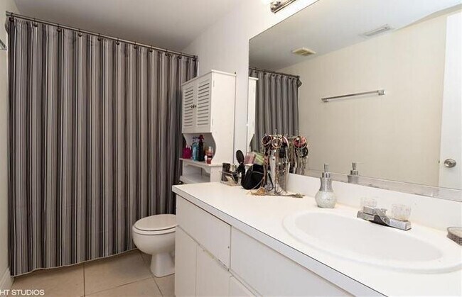 Building Photo - 8242 NW 24th St