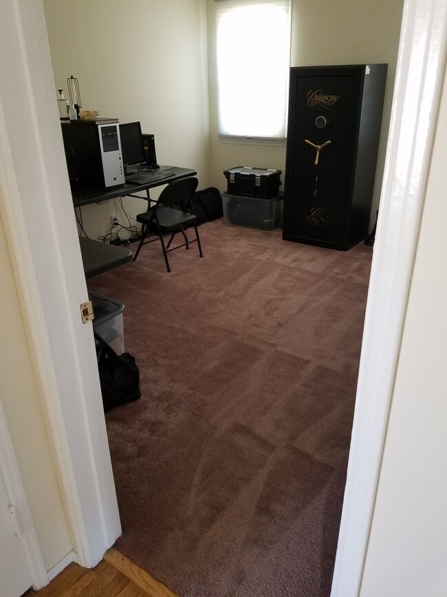Bedroom 2 - 610 Pine Dr