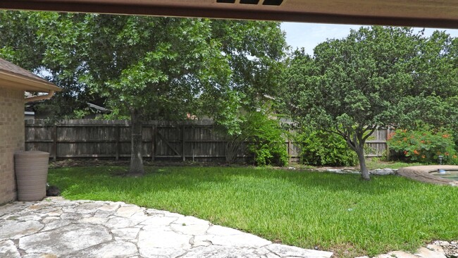 Building Photo - 2301 Anacua Cir
