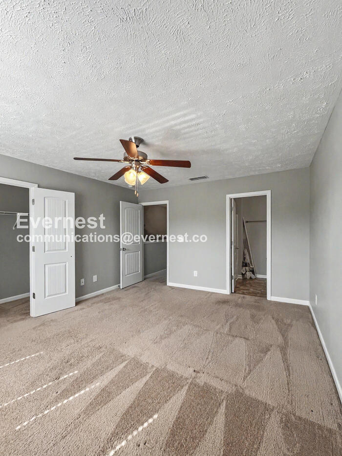 Building Photo - 4159 Saddlecreek Wy