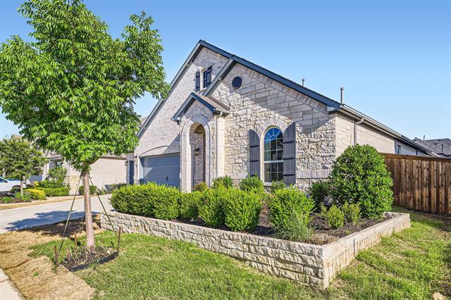 Building Photo - 17204 Clover Dr
