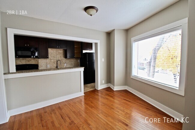 Building Photo - 4328 Roanoke Pkwy