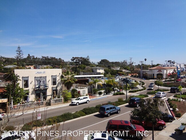 Building Photo - 5538-5538 La Jolla Blvd