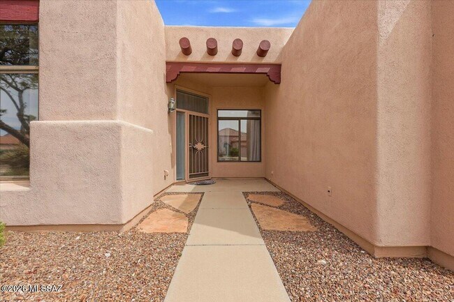 Building Photo - 10961 E Siskin Pl
