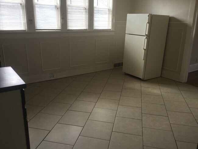 Primary Photo - 4368-4368A N 17th St