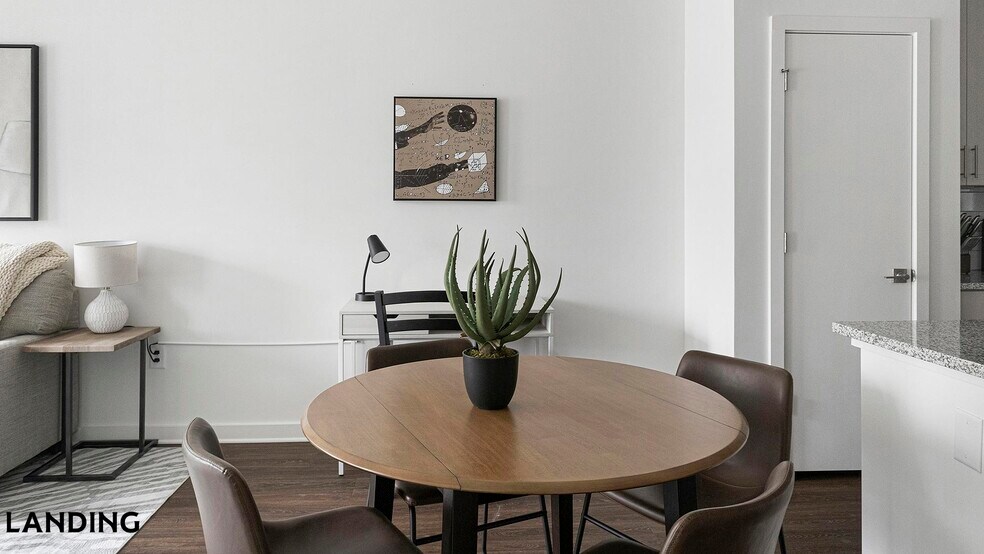 Building Photo - 2110 Birkhall St