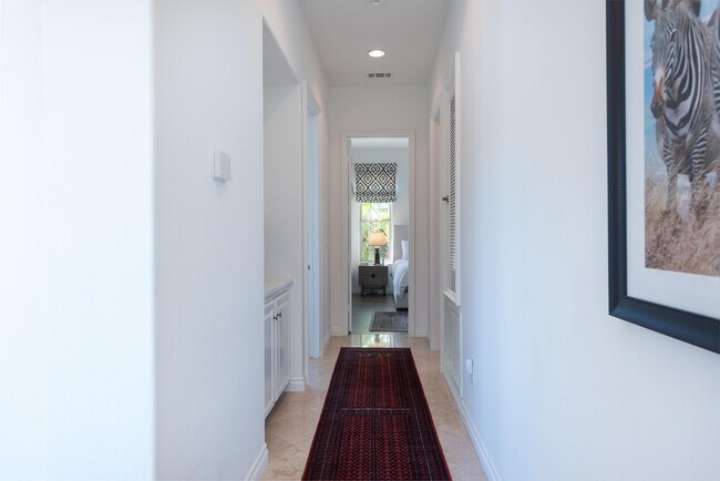 Building Photo - 1615 Savvy Ct