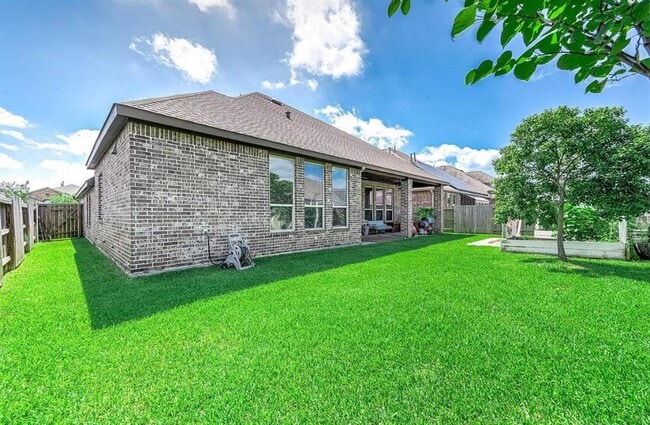 Building Photo - 2316 Sterling Hollow Ln