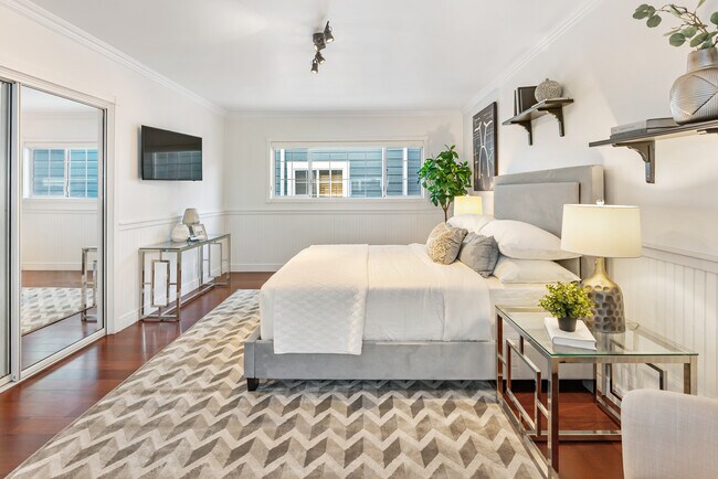 Building Photo - 7726 W 79th St