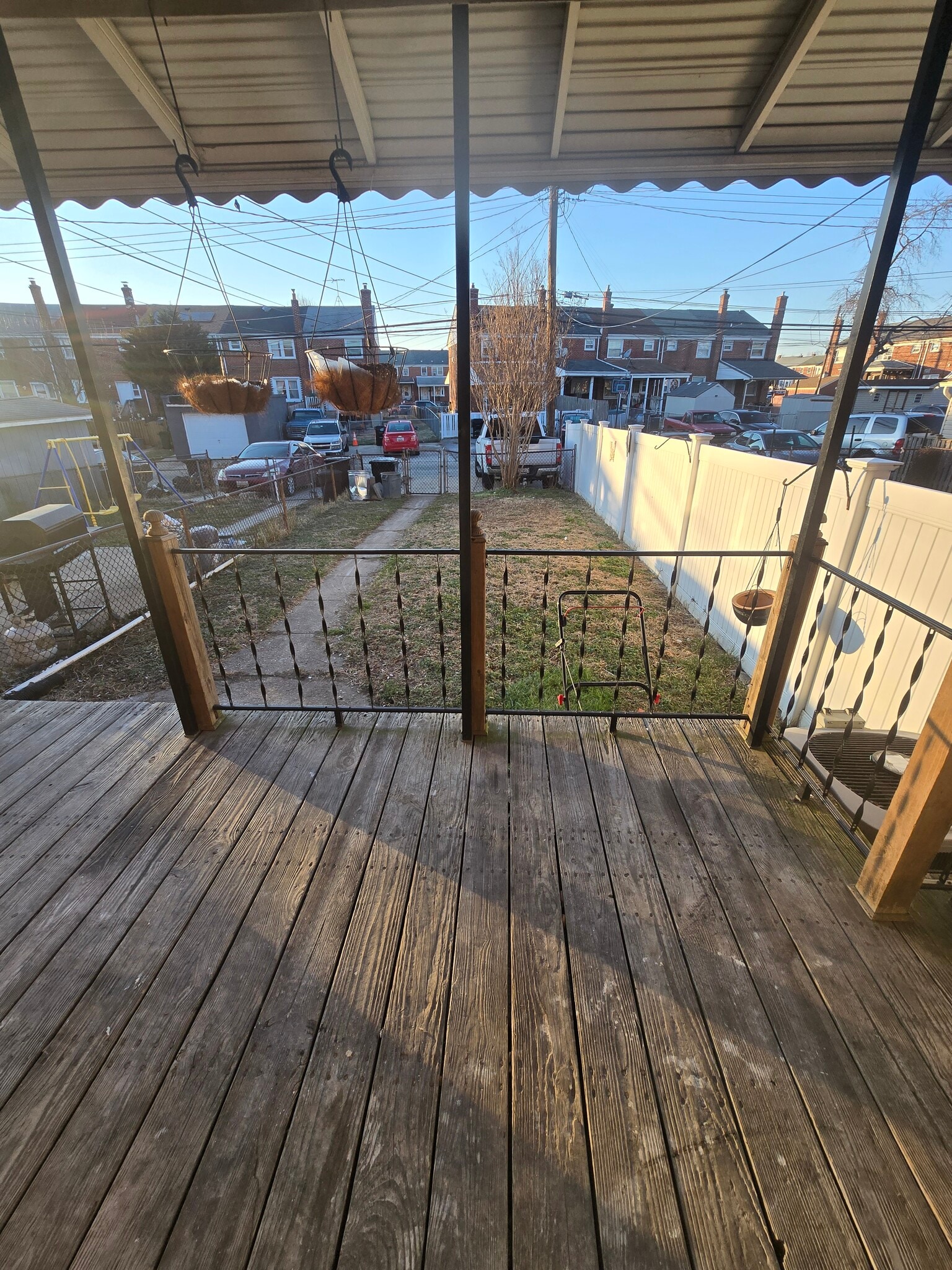 Building Photo - 1926 Guy Way