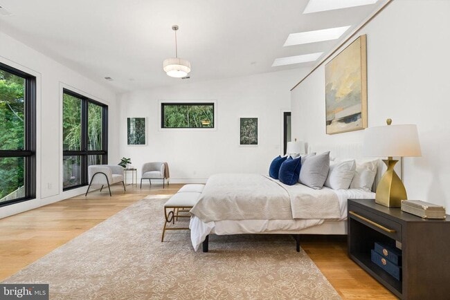 Building Photo - 3554 Military Rd