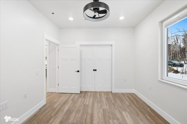 Building Photo - Fully ADA Accessible Home!