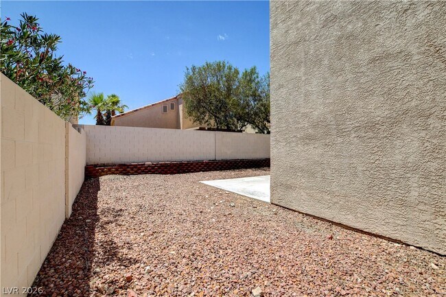 Building Photo - 9317 Mountain Cliffs Ave