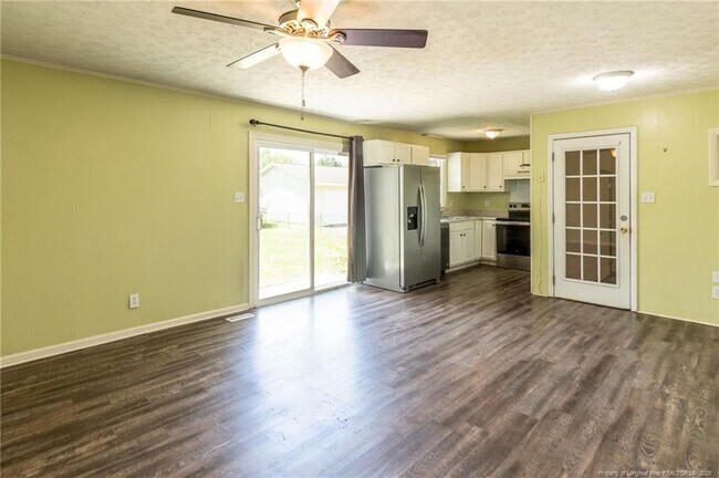 Building Photo - 4727 Friar Ave
