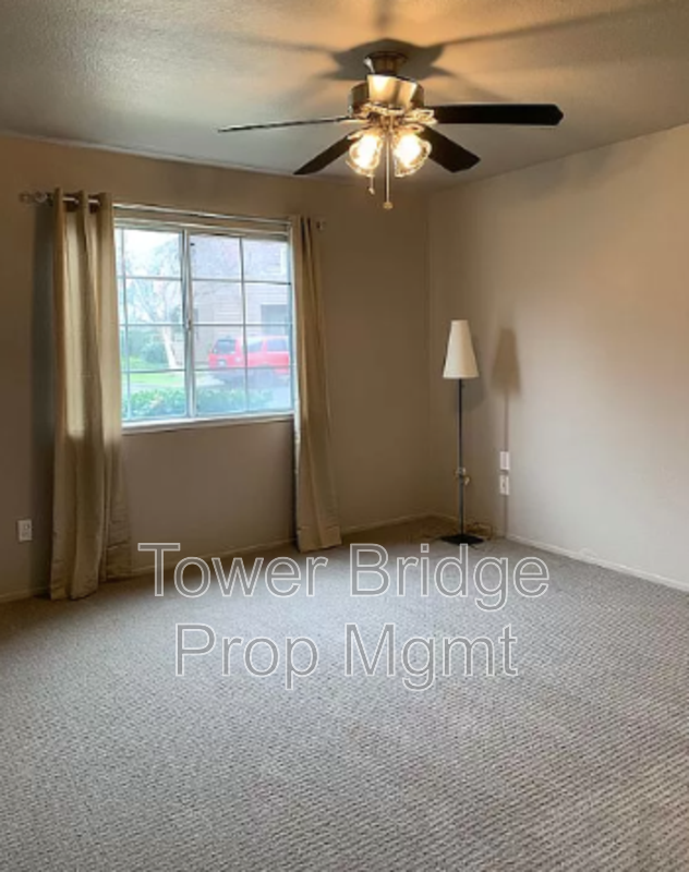 Building Photo - 11150 Trinity River Dr