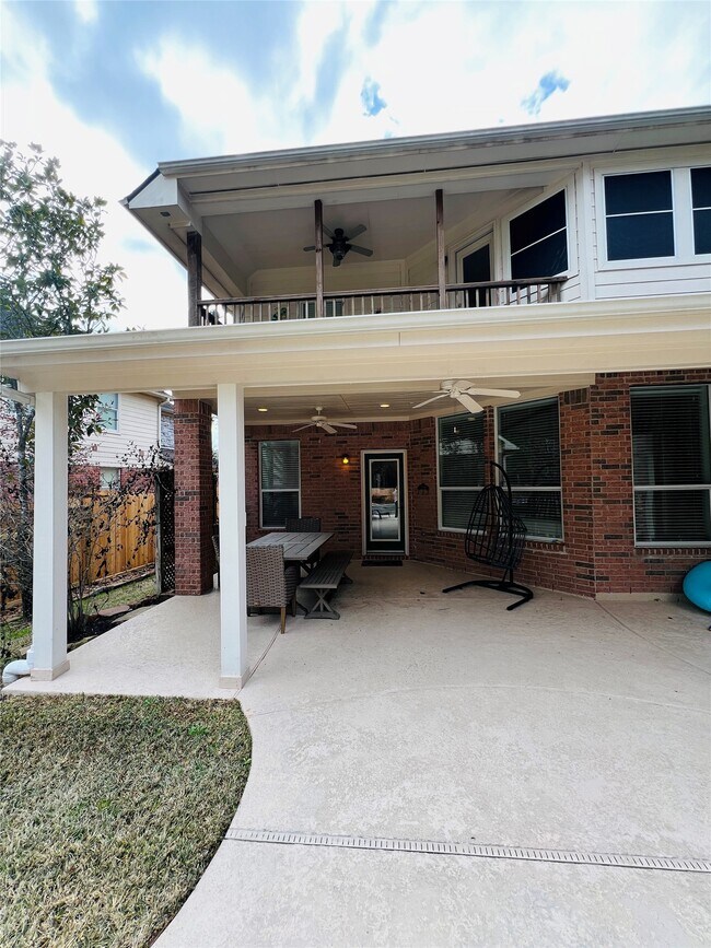 Building Photo - 27 E Shale Creek Cir