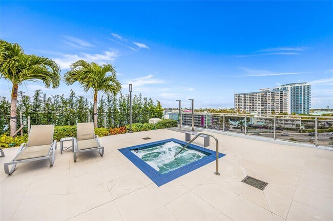 Building Photo - 7901 Hispanola Ave