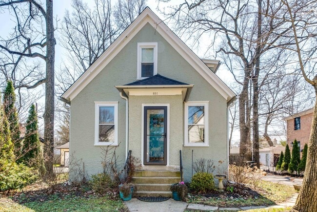 Primary Photo - 601 Ryan Pl