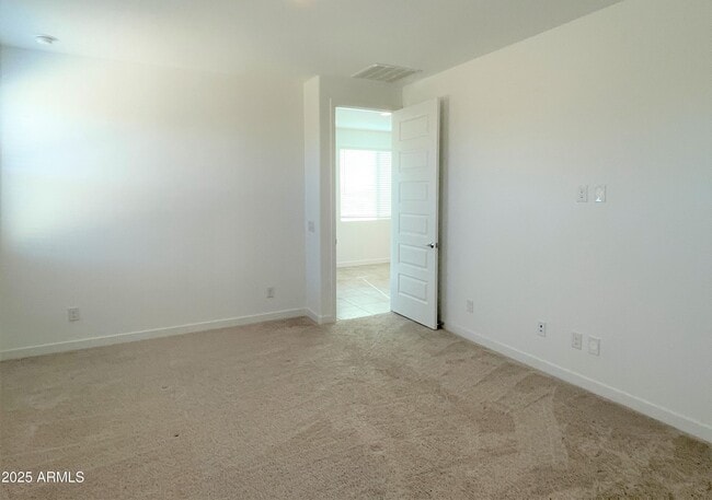 Building Photo - 8958 W Palo Verde Dr