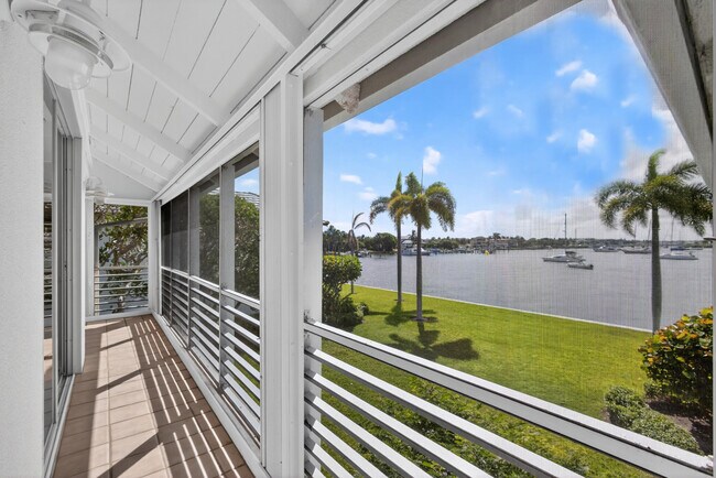 Building Photo - 1071 Sugar Sands Blvd