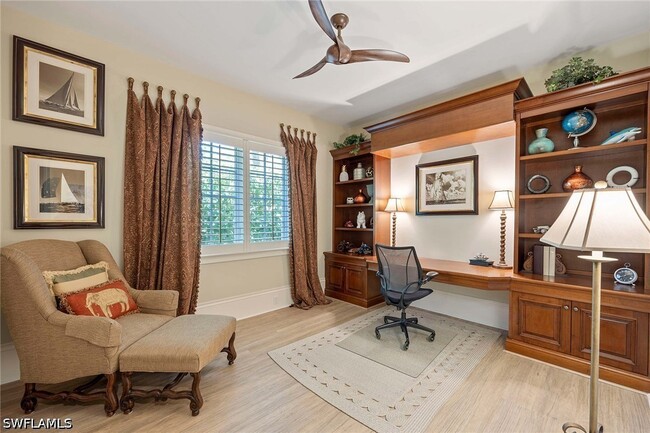 Building Photo - 4661 Via Ravenna