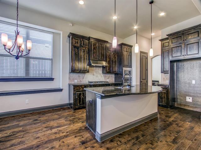 Building Photo - 6201 Savannah Oak Trail