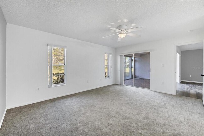 Building Photo - 4220 Center Pointe Ln