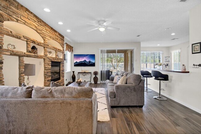 Building Photo - 2262 Windcrest Lake Cir