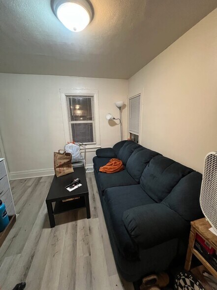 Building Photo - 50 Court St