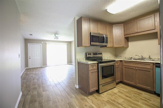 Building Photo - 4504 Holder Ct
