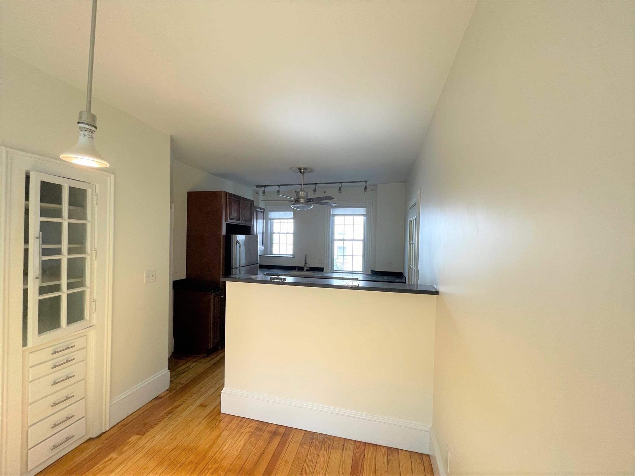 Building Photo - 83 Dexter St