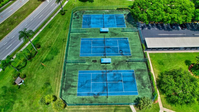 Building Photo - 23345 Carolwood Ln