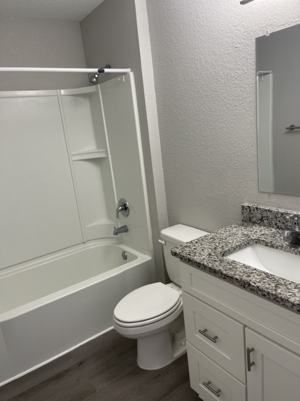 Building Photo - 1935 Ave O SW