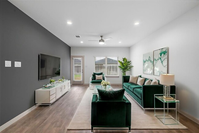 Building Photo - 12511 Abbey House Ct