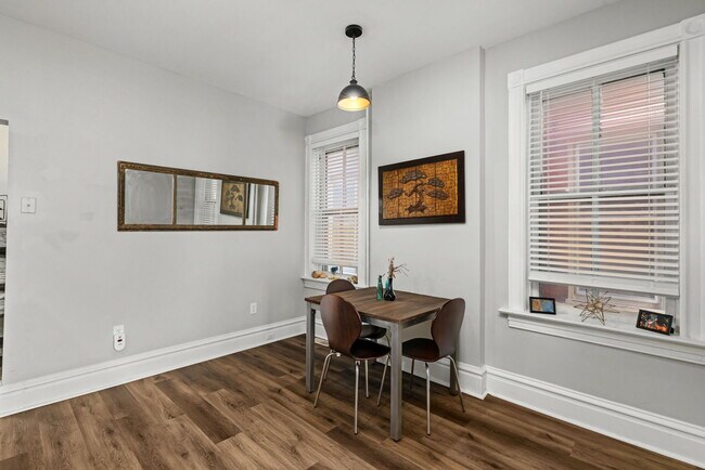 Building Photo - 2819 Shenandoah Ave