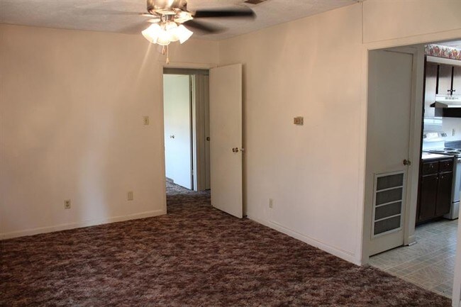 Building Photo - 201 Berryman Rd