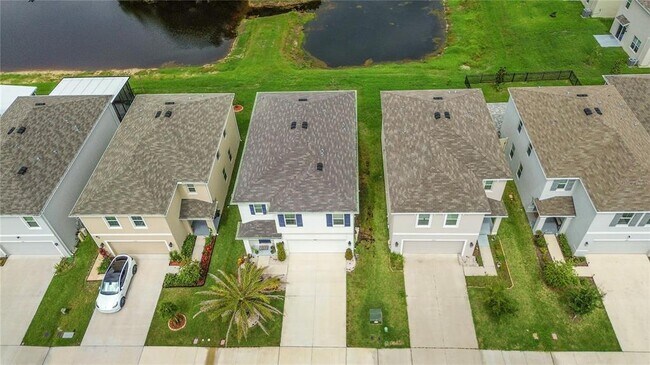 Building Photo - 3265 Suncoast Plains Dr