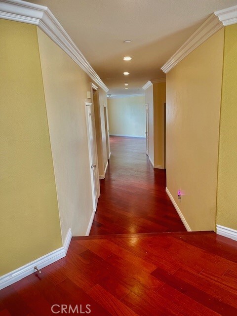 Building Photo - 1211 Chesapeake Dr
