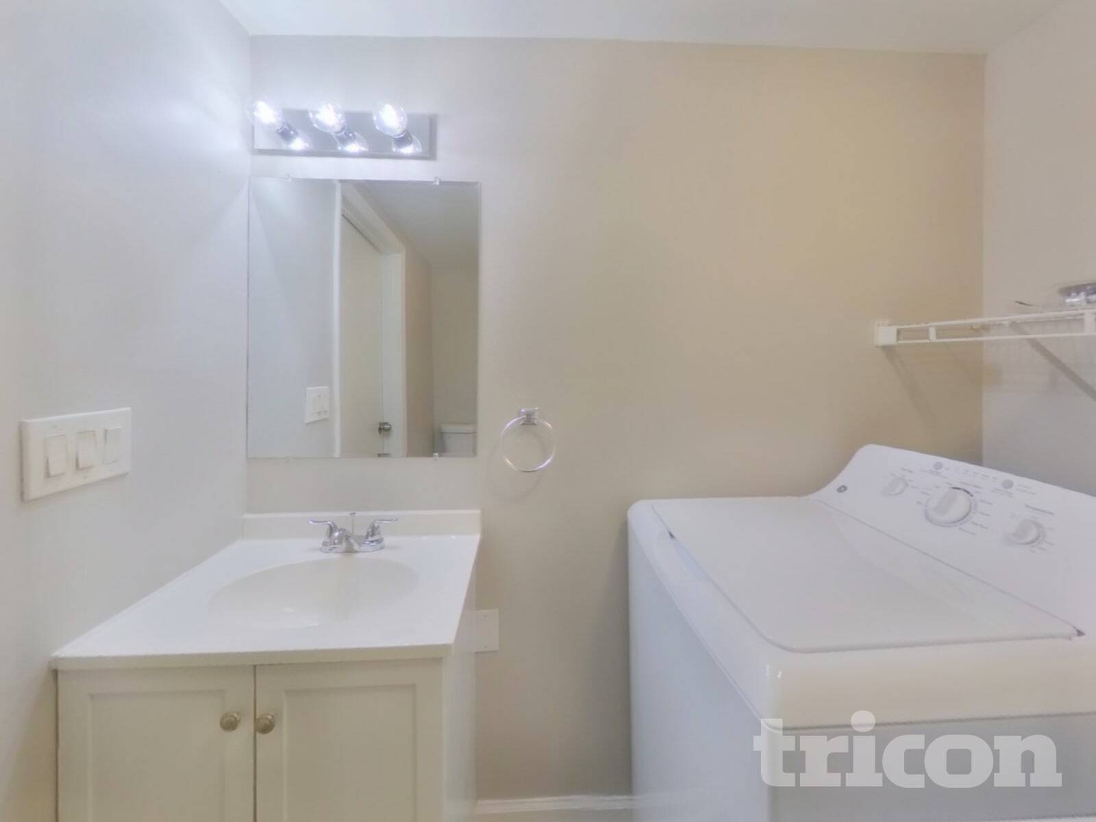 Building Photo - 101 Netherland Dr