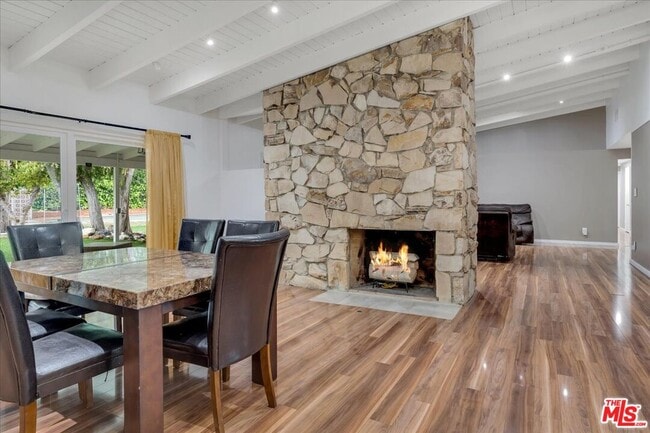 Building Photo - 5817 Lockhurst Dr