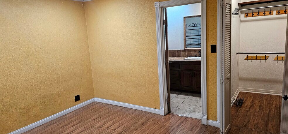 Building Photo - 6459 San Luis St