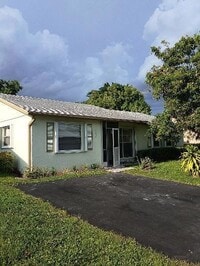 Building Photo - 6761 NW 24th Ct