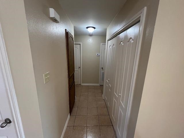 Building Photo - 1001 E Travis St