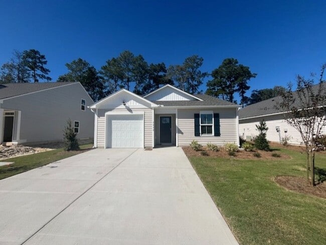 Primary Photo - Cozy New-Build in Leland!