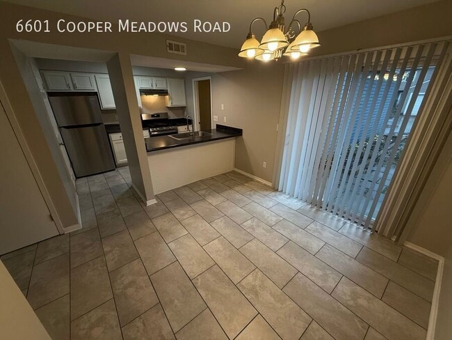 Building Photo - 6601 Cooper Meadows Rd